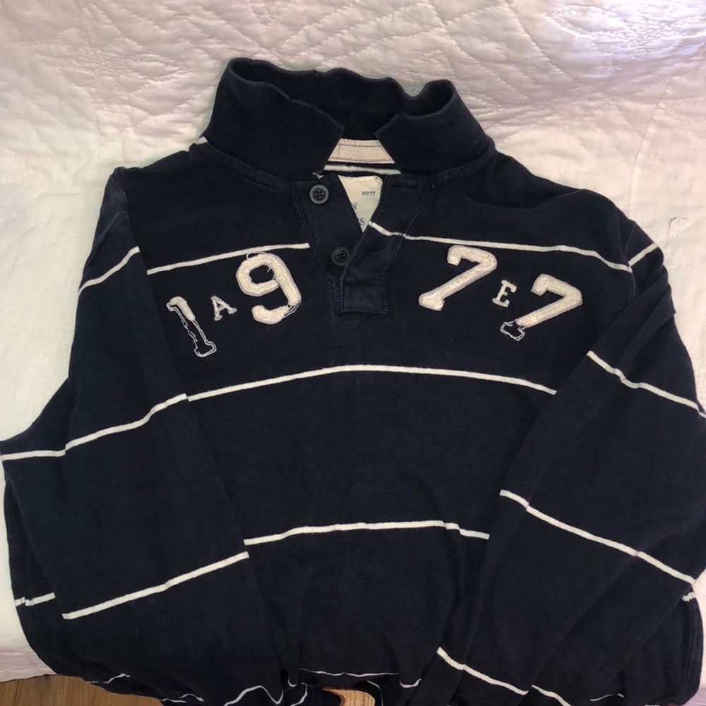 Vintage American Eagle Collared Henley